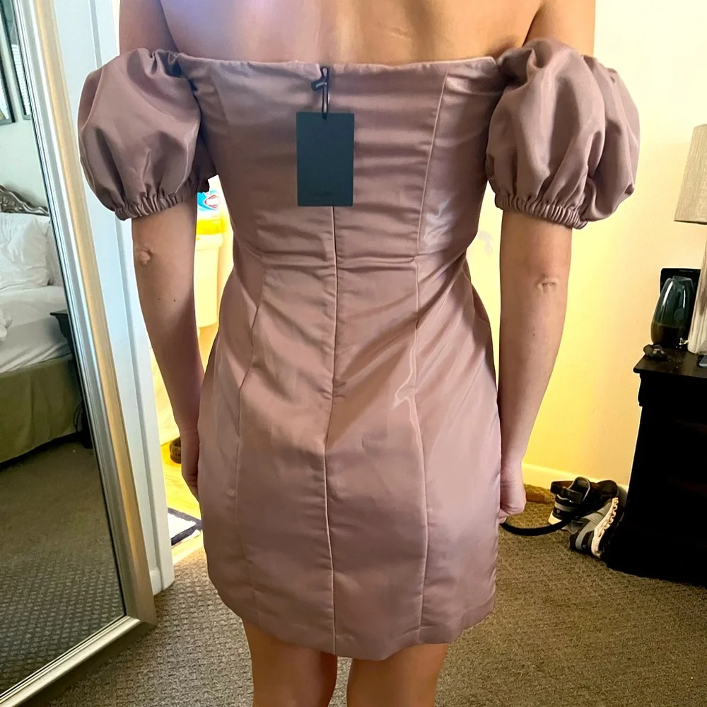 NBD Revolve Blush Off Shoulder Dress NWT - Picture 3 of 5